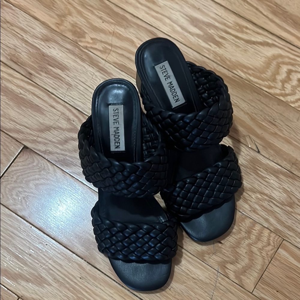 Steve Madden Black Slide Sandals with Woven Strap